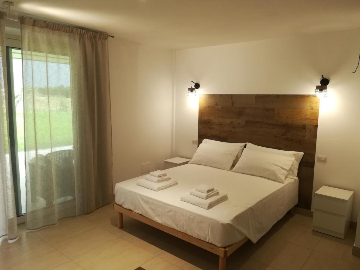Clori Villa Pescia Romana Eksteriør billede